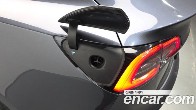 Tesla Model 3 2020 — photo 31