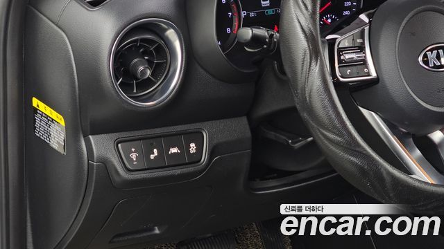Kia K3 2019 — photo 15