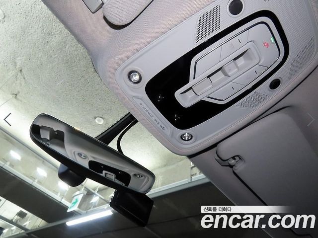 Audi Q7 2019 — photo 13