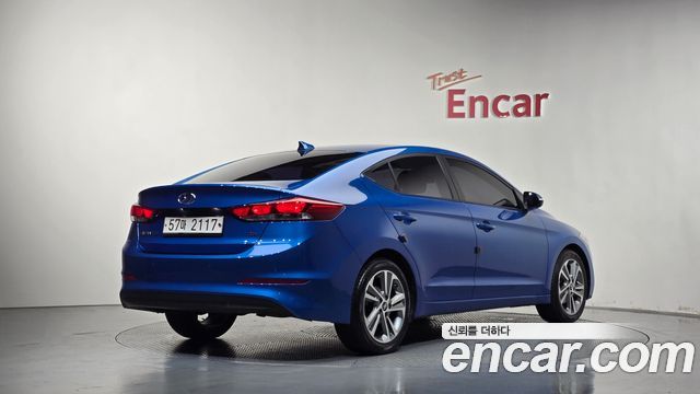 Hyundai AVANTE 2018 — photo 2