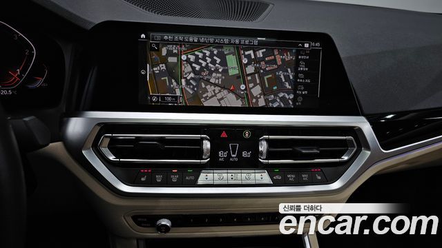 BMW 3-Series 2019 — photo 20