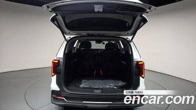 Kia Canival 2025 — photo 26