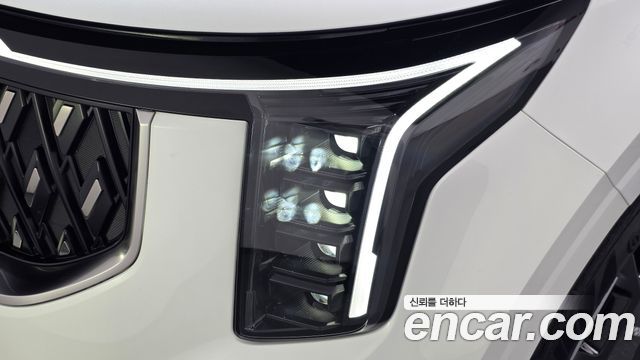 Kia Canival 2025 — photo 8