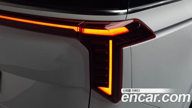 Kia Canival 2025 — photo 9
