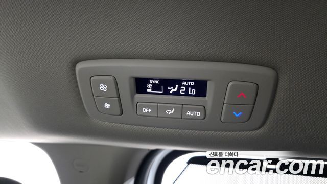 Kia Canival 2025 — photo 35