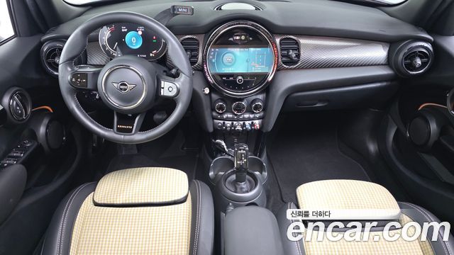 Mini Cooper 2023 — photo 10