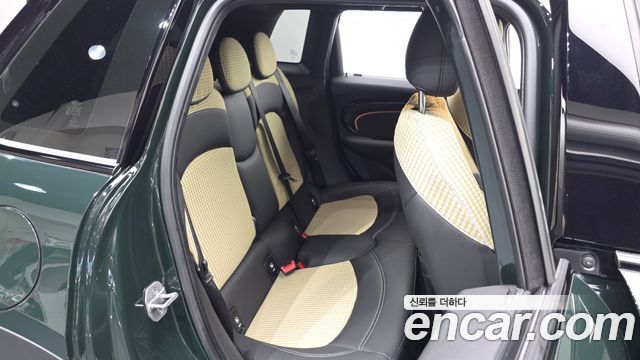 Mini Cooper 2023 — photo 17