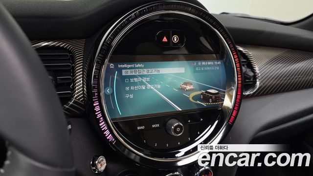 Mini Cooper 2023 — photo 21