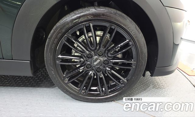 Mini Cooper 2023 — photo 7