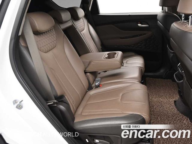 Hyundai Santafe 2019 — photo 12