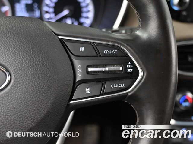 Hyundai Santafe 2019 — photo 17