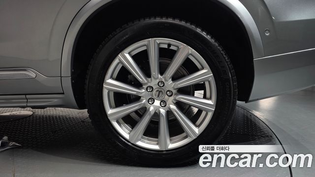 Volvo XC90 2017 — photo 7