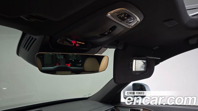 Volvo XC90 2017 — photo 37