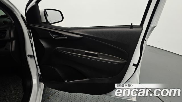 Chevrolet Korea Spark 2018 — photo 14
