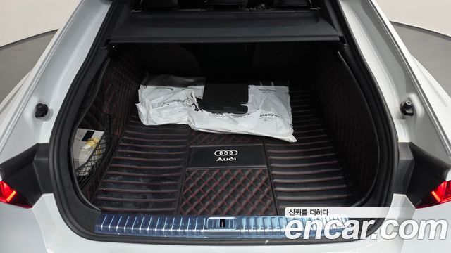 Audi A7 2020 — photo 25