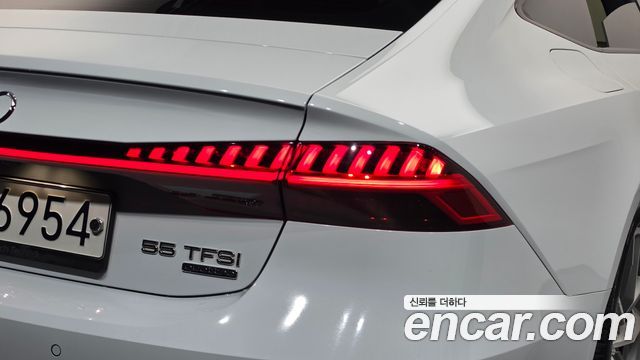 Audi A7 2020 — photo 9