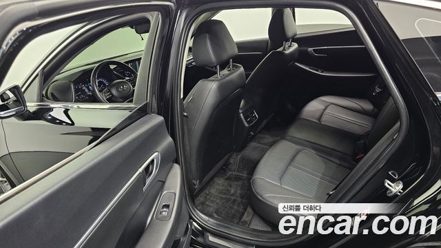 Hyundai Sonata 2020 — photo 11
