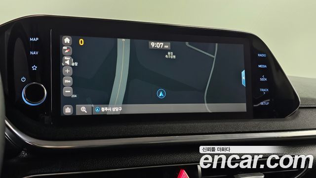 Hyundai Sonata 2020 — photo 16