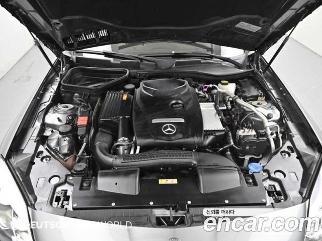 Mercedes-Benz SLC-Class 2017 — photo 6