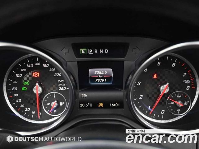 Mercedes-Benz SLC-Class 2017 — photo 8