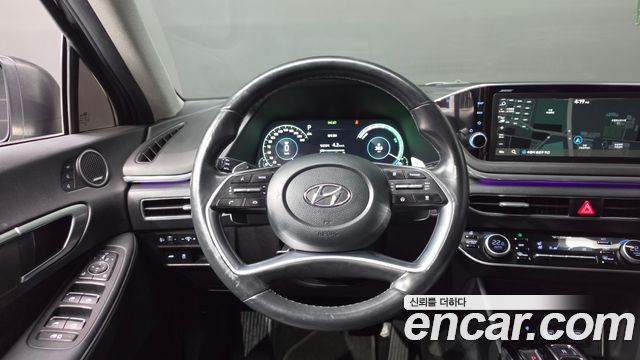 Hyundai Sonata 2022 — photo 19