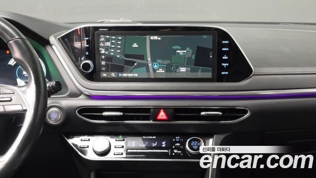Hyundai Sonata 2022 — photo 20