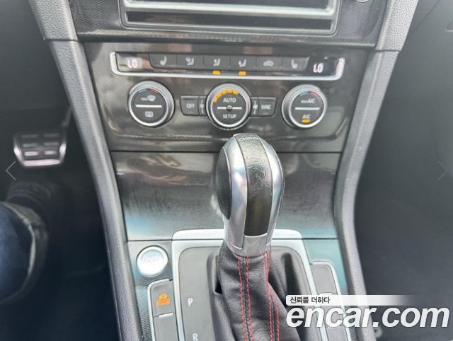 Volkswagen Golf 2014 — photo 10