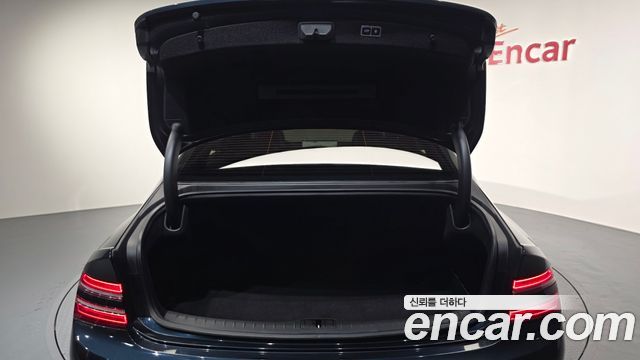 Genesis G80 2021 — photo 24