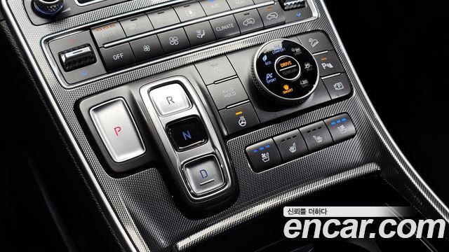 Hyundai Santafe 2021 — photo 12