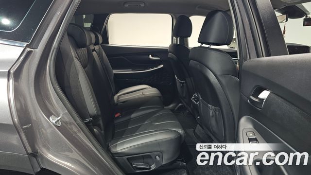 Hyundai Santafe 2021 — photo 17