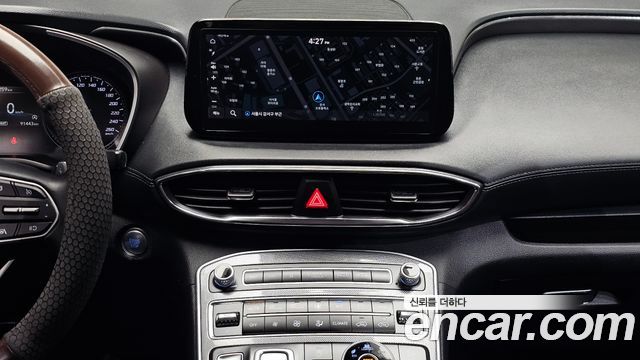 Hyundai Santafe 2021 — photo 25