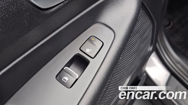 Hyundai Santafe 2021 — photo 30