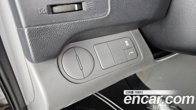 Hyundai Starex 2016 — photo 16