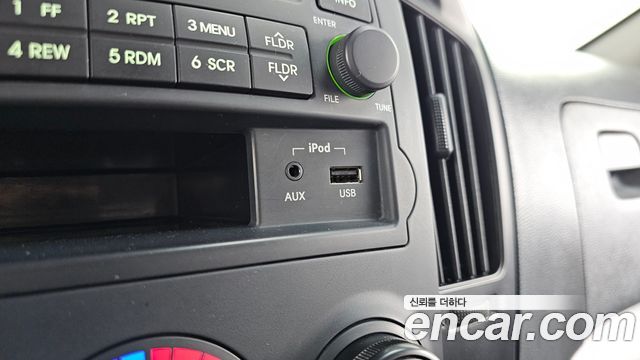 Hyundai Starex 2016 — photo 19