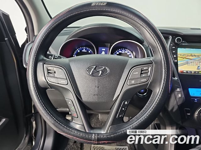 Hyundai Santafe 2013 — photo 9