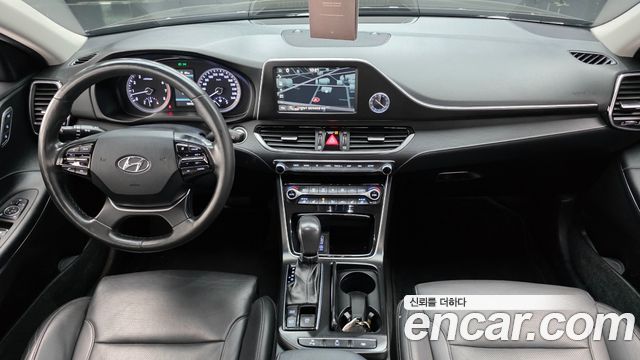 Hyundai Grandeur 2018 — photo 10