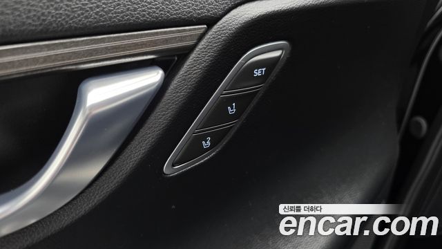 Hyundai Grandeur 2018 — photo 25