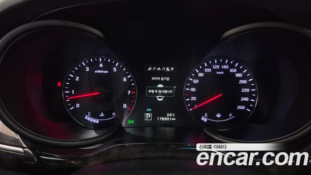 Kia K9 2015 — photo 11