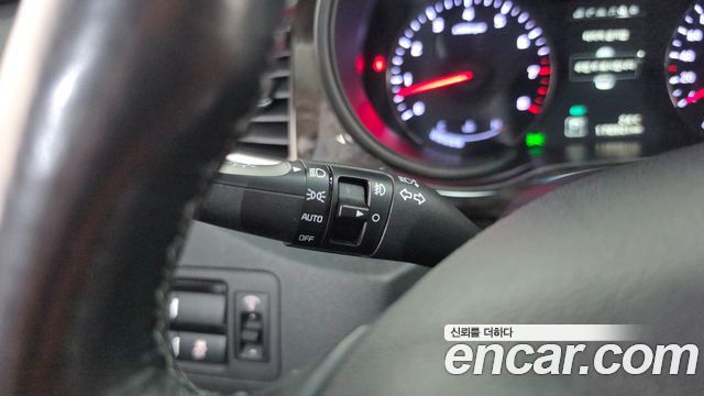 Kia K9 2015 — photo 27