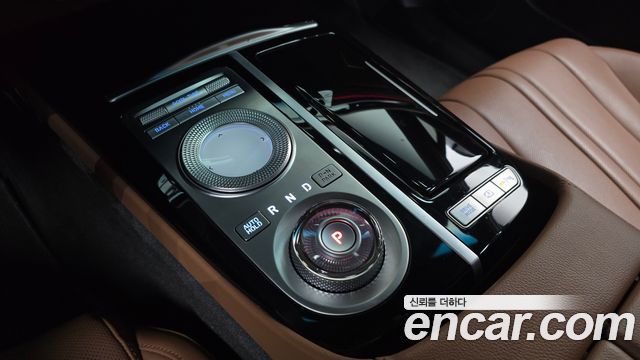 Genesis G80 2022 — photo 12