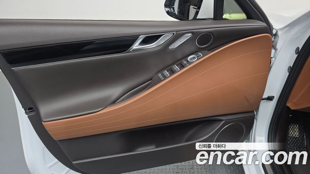 Genesis G80 2022 — photo 14