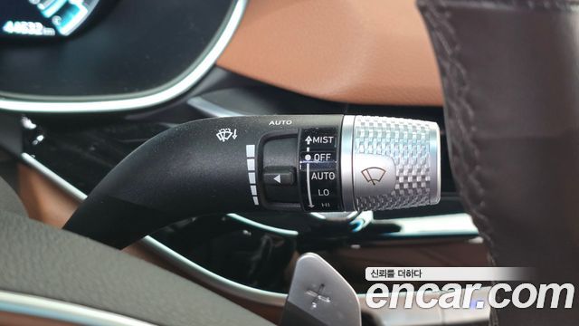 Genesis G80 2022 — photo 27