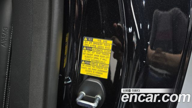 Genesis G90 2022 — photo 20