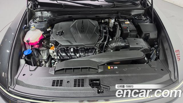 Hyundai Grandeur 2025 — photo 6