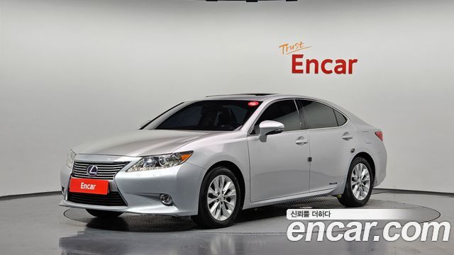 Lexus ES 2014 — photo 1