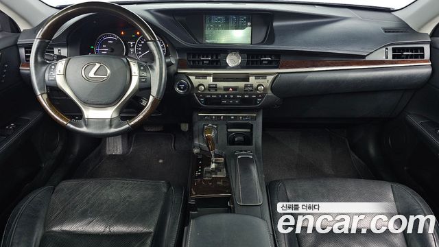 Lexus ES 2014 — photo 7