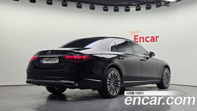 Mercedes-Benz S-Class 2021 — photo 2