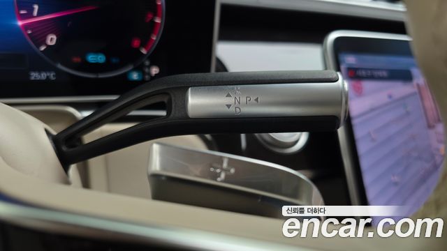 Mercedes-Benz S-Class 2021 — photo 9