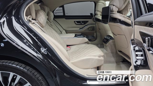 Mercedes-Benz S-Class 2021 — photo 12