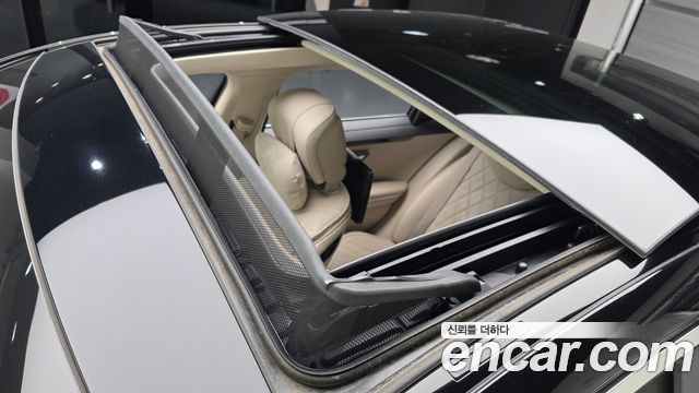 Mercedes-Benz S-Class 2021 — photo 18